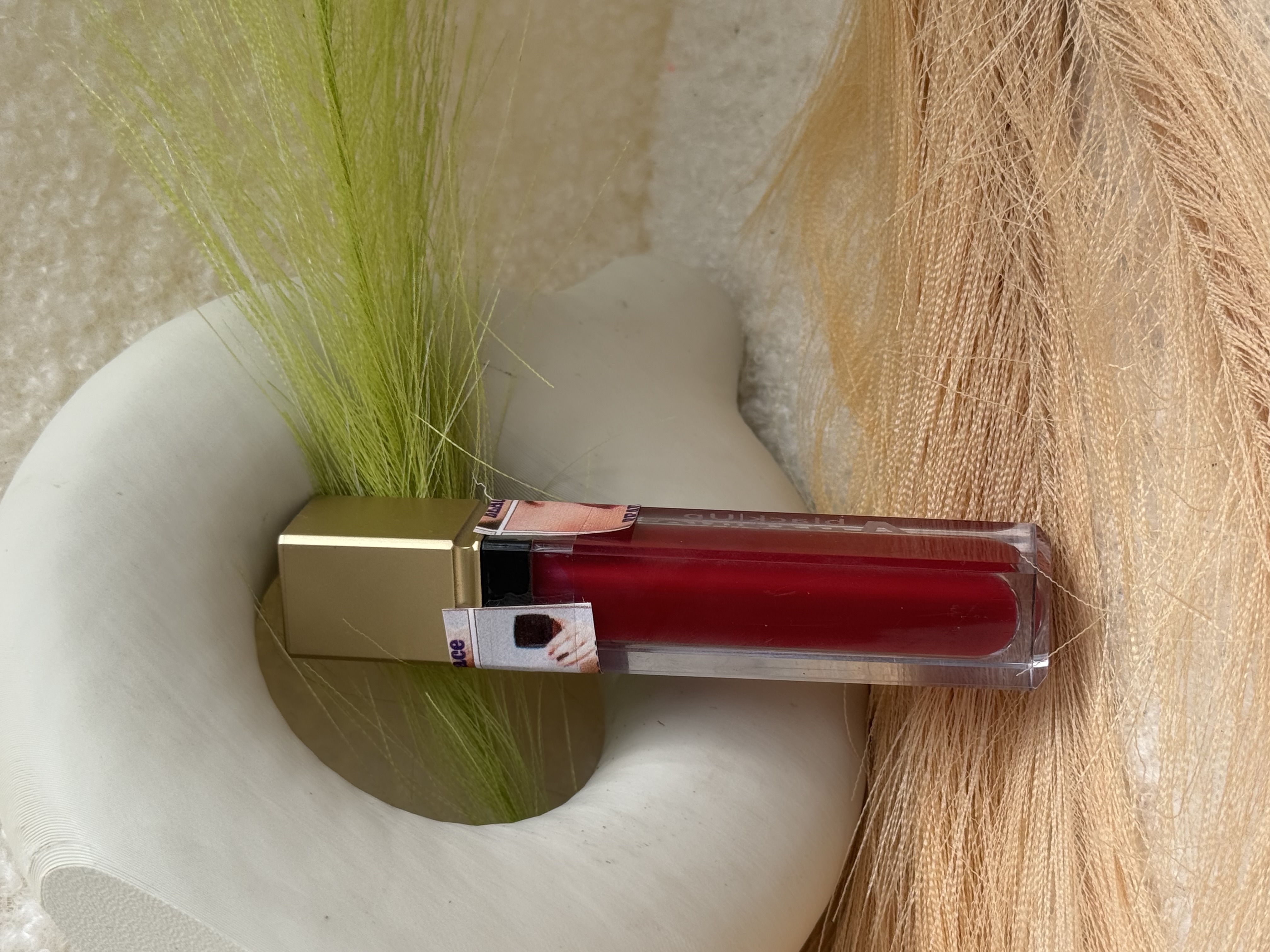 Attraction lipgloss