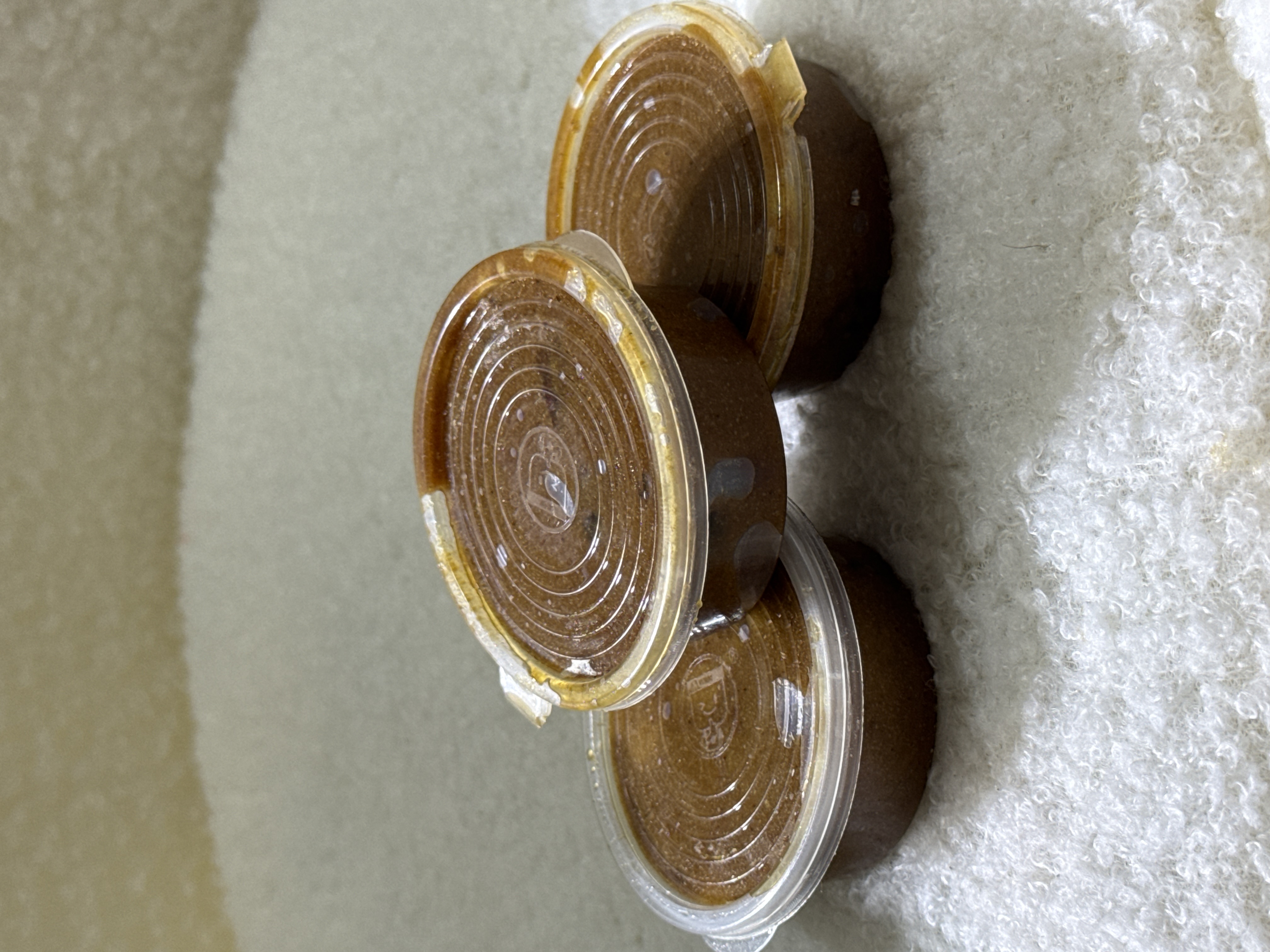 Gumba cake( pussy condensed toffee)